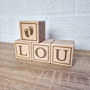 Houten naamblokken - gegraveerd - klassiek