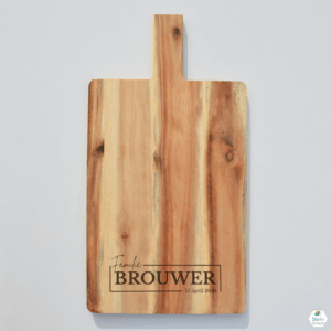 acaciahouten serveerplank met kadergravure